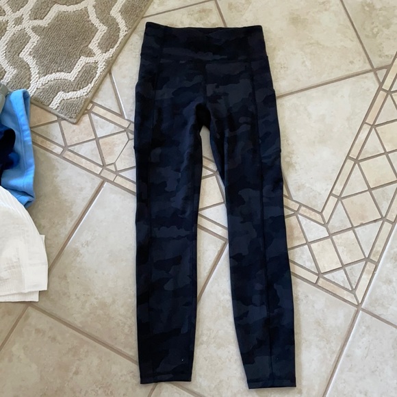 lululemon athletica Pants - lululemon invigorate leggings